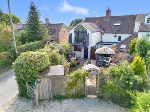 Photo 24- click for photo gallery